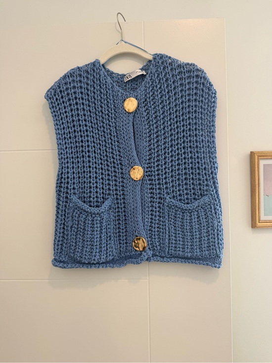 Zara Sweaters - Zara Chunky Knit Blue Button Vest